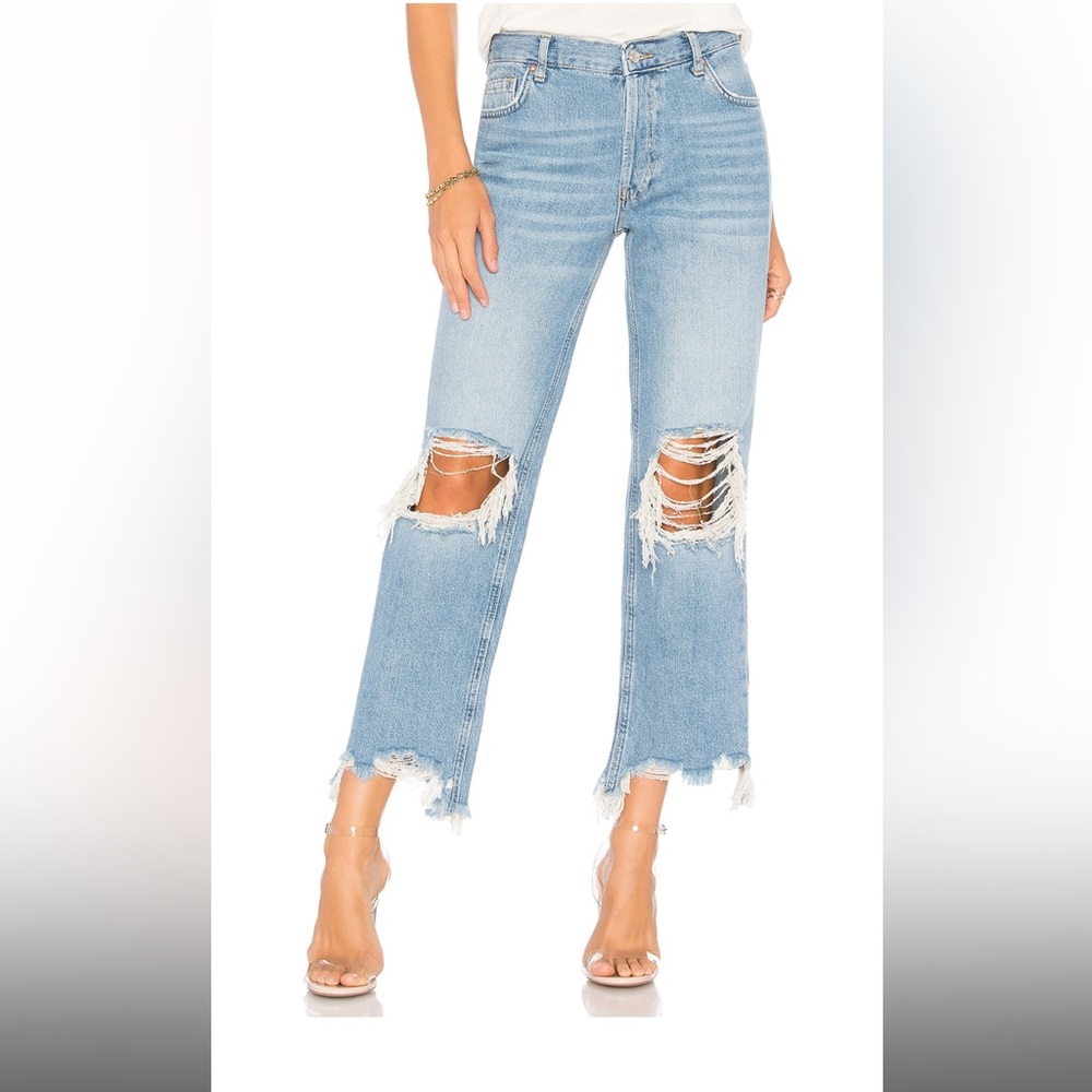 We The Free Destroyed Maggie Straight Light Wash Jeans 28